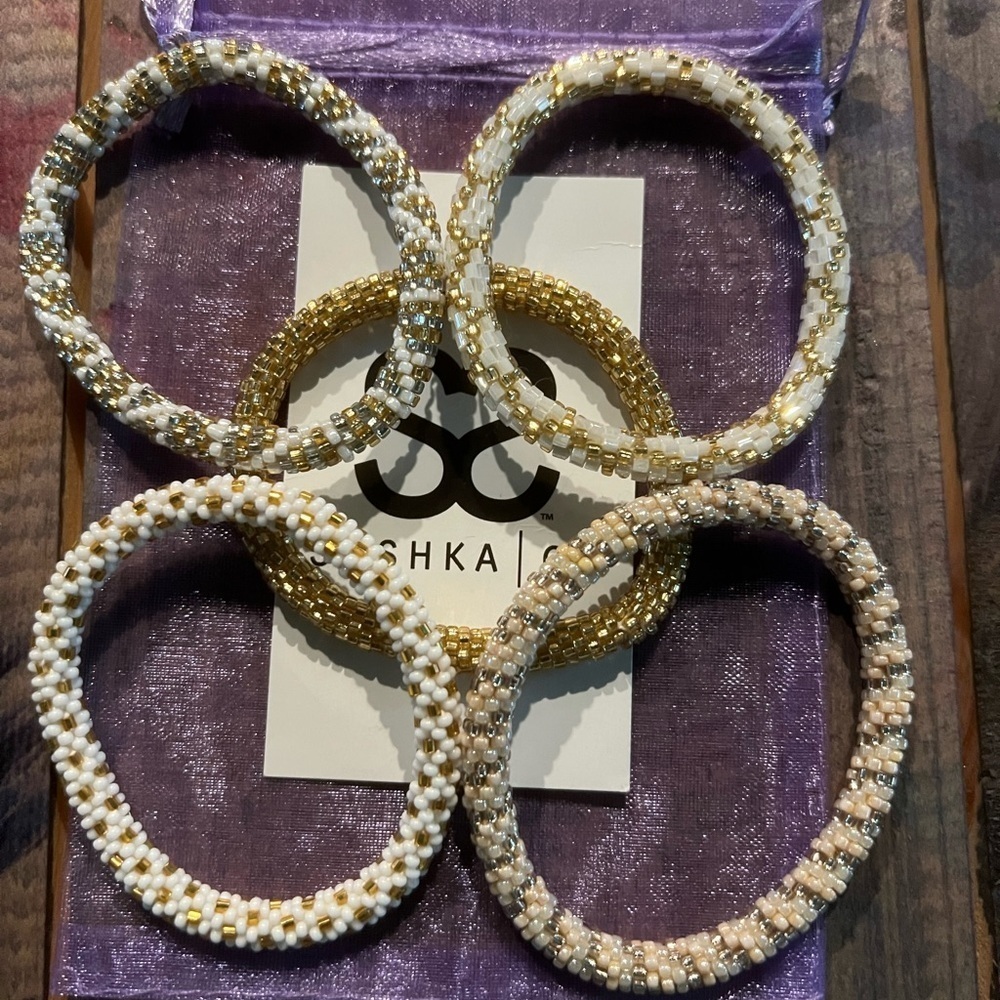 Sashka Co Beaded Bracelets Set of 5 B32